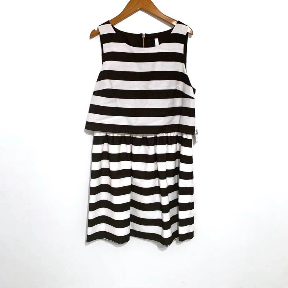 Kenzie Black/White Stripe Dress Sz L NWT